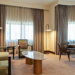 1 Bedroom Executive Suite – Complimentary Access or Transfers to Le Meridien Dubai Hotel & Conference Pool Area All Bar or Restaurants